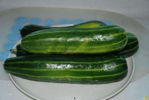 脆瓜吃皮吗,脆瓜皮也能吃？探索脆瓜的独特美味