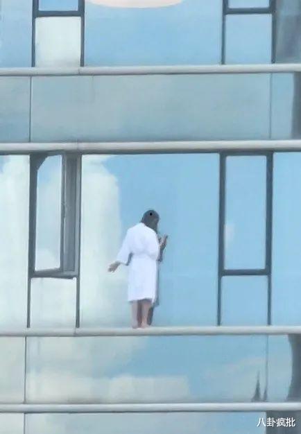 吃瓜浴袍,揭秘吃瓜浴袍的时尚魅力